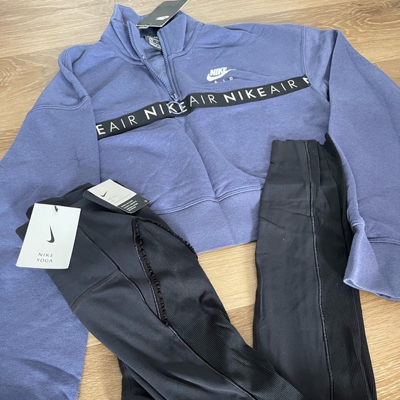 Nike Air Cropped Sweater - Picture 10 of 11